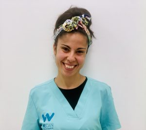Cynthia, auxiliar veterinaria de WECAN Que Fauna